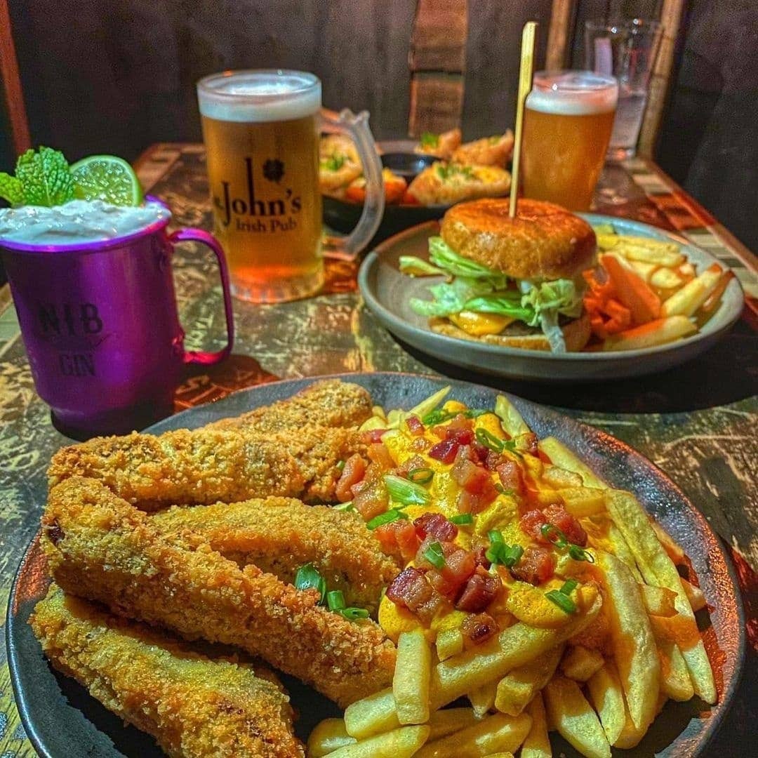Petiscos e chopps do St. John's